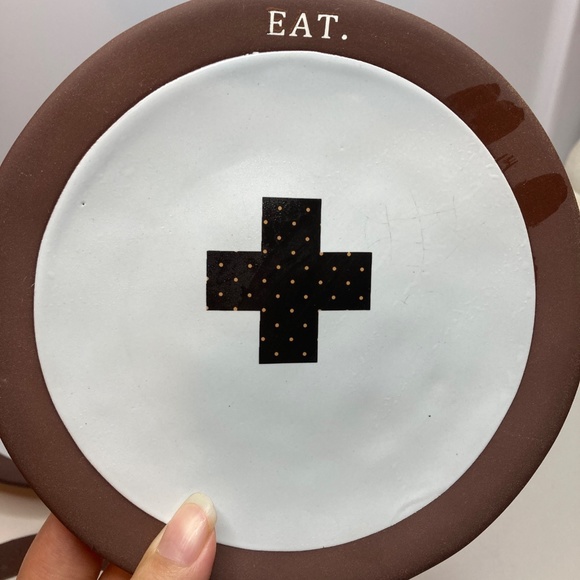 Set Of 4 Rae Dunn Chocolate Line Swiss Dot Boutique Collection Dessert Plates - Picture 5 of 10